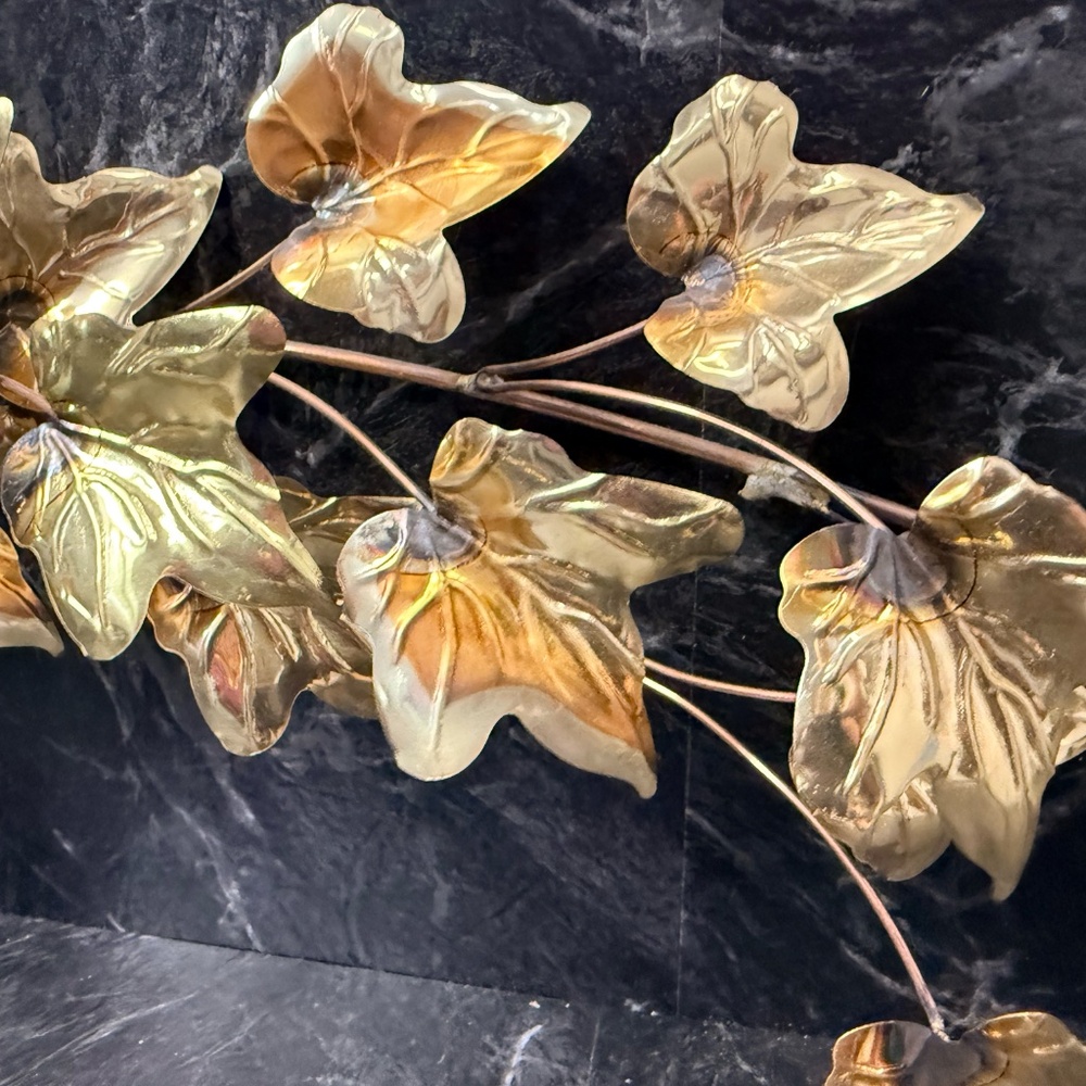 Metal Leaves Wall Decor - Picture 6 of 12